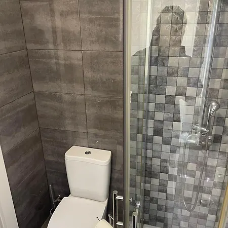 New Luxury - Center *