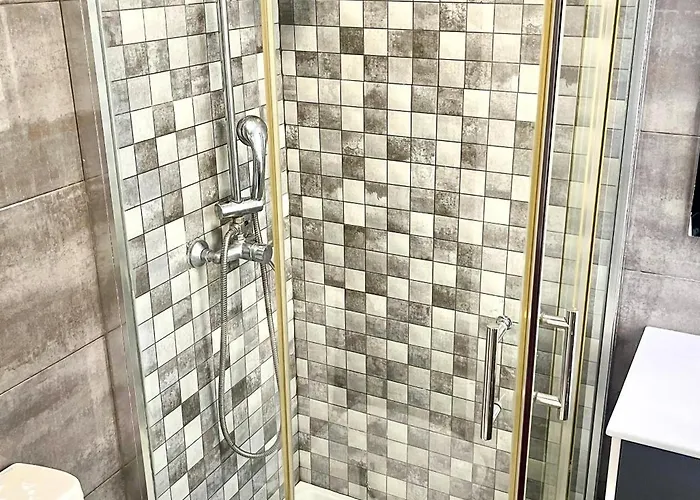 New Luxury - Center شقة